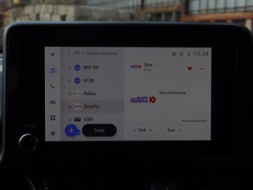 Toyota C-HR I Crossover Facelifting 2.0 Hybrid Dynamic Force 184KM 2023 Toyota C-HR 2.0 Hybrid, Salon Polska, zdjęcie 15