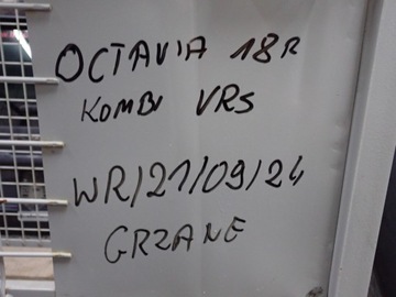 KOMPLET SEDADLA EVROPA ORIGINÁLNÍ SKODA OCTAVIA III VRS KOMBI 18R