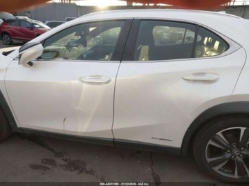 Lexus UX 2021 Lexus UX 2021 Lexus UX 250h AWD 2.0 Hybryda 181KM, zdjęcie 1