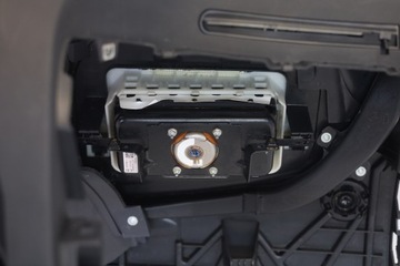 DESKA ROZDĚLOVAČE KOKPIT POLIČKA RENAULT CAPTUR I AIRBAG ORIGINÁLNÍ PAS 2015R