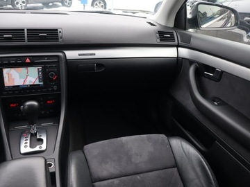 Audi A4 B7 Sedan 3.2 V6 FSI 256KM 2007 Audi A4 3.2 FSI, 4X4, Automat, Navi, Xenon, zdjęcie 7