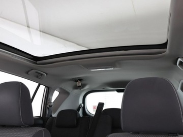 Toyota Verso Minivan Facelifting 1.6 D-4D 112KM 2015 Toyota Verso navi kamera panorama 7-osob. tempomat, zdjęcie 36