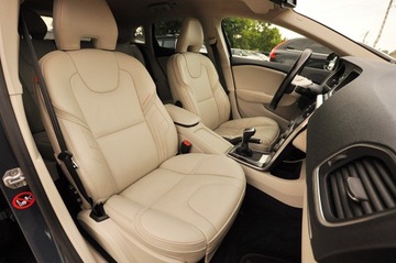 Volvo V40 II Hatchback Facelifting 2.0 T3 152KM 2016 Volvo V40 Cross Country T3 Turbo BENZYNA ---OCEAN RACE--- Full LED, zdjęcie 22