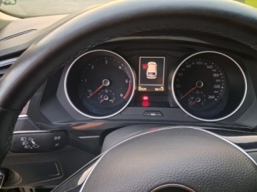 Volkswagen Tiguan II SUV 2.0 TDI 150KM 2019 Volkswagen Tiguan 2.0 TDI (150 KM) | Rocznik 2019, zdjęcie 5