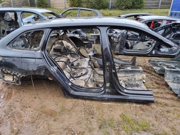 SKODA OCTAVIA IV CWIARTKA TYL NAROZNIK kombi 23R