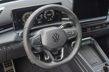 Volkswagen T-Roc I SUV Facelifting 1.5 TSI ACT 150KM 2026 Volkswagen T-Roc R-Line 1.5 eTSI 150 KM DSG Zamów, zdjęcie 13