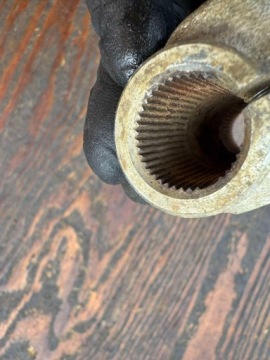 Крепление стойки для усилителя рулевой колонки yamaha yfm 550 / 700 grizzly