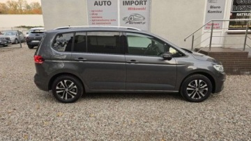 Volkswagen Touran III 2.0 TDI 150KM 2020 Volkswagen Touran 2,0 TDI 150 KM NAVI Full LED automat 7 osob OPLACONY, zdjęcie 10