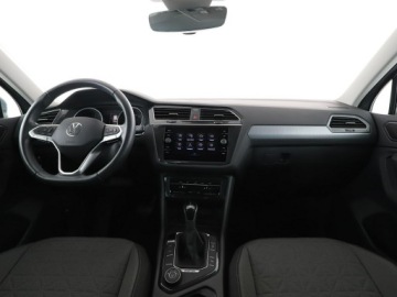 Volkswagen Tiguan II SUV Facelifting 2.0 TDI 150KM 2021 Volkswagen Tiguan FV23 full led dsg pdc navi auto, zdjęcie 14