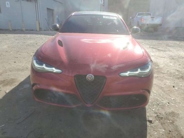 Alfa Romeo Giulia II 2024 Alfa Romeo Giulia Quadrifoglio 2024 2.9l 2.9 Benzyna 505KM, zdjęcie 5