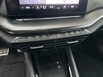 Skoda Octavia IV Kombi 2.0 TDI SCR 200KM 2022 Skoda Octavia VRS 2.0TDI 200KM 4x4 HAK, System Lig, zdjęcie 21