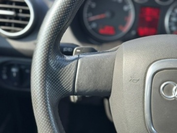 Audi A3 8P Hatchback 3d 3.2 VR6 250KM 2005 Audi A3 3-drzwiowe A3 3.2 VR6 DSG Quattro, zdjęcie 13