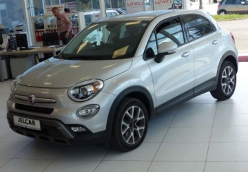 Fiat 500X 2016 Fiat 500X 2.4 Multiair 186KM Automatyczna skrzynia biegow Cross 2.4 186KM, zdjęcie 3
