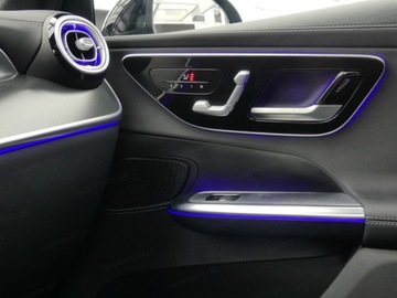 Mercedes GLC C254/X254 Coupe 2.0 200 204KM 2025 GLC Coupe 200 4-Matic AMG Line 2.0 (204KM) 2025, zdjęcie 8