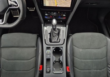 Volkswagen Arteon Fastback Facelifting 2.0 TDI 200KM 2023 Volkswagen Arteon R-Line 2.0TDI 200KM DSG Kamera360 ACC Hak Webasto Panora, zdjęcie 18