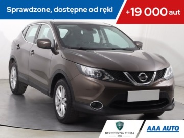 Nissan Qashqai II Crossover 1.2 DIG-T 115KM 2016 Nissan Qashqai 1.2 DIG-T, Salon Polska