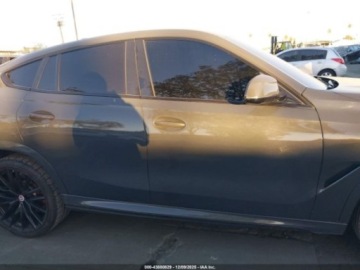 BMW X6 G06 2022 BMW X6 2022r., 4x4, 4.4L 4.4 Benzyna 523KM, zdjęcie 4