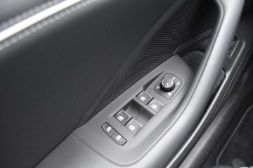 Volkswagen Passat B8 Variant Facelifting 2.0 TDI SCR 150KM 2025 Volkswagen Passat Variant 150KM TDI DSG Elegance IQDrive Alu17 Kamera360 H, zdjęcie 25