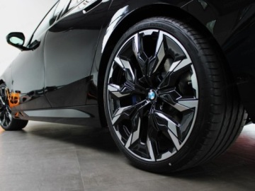 BMW Seria 5 G90-91 2026 BMW Seria 5 540d xDrive Sport Sedan 3.0 (303KM) 2026, zdjęcie 14