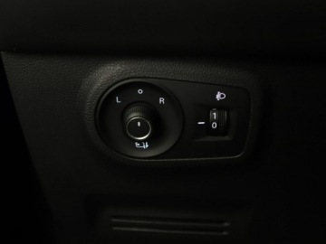 MG ZS I 2023 MG ZS niski przebieg PDC tempomat, zdjęcie 33