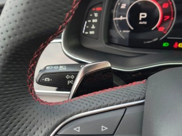 Audi Q8 2025 Q8 / E-Tron RSQ8 TFSI quattro Performance 4.0 (640KM) 2025, zdjęcie 6