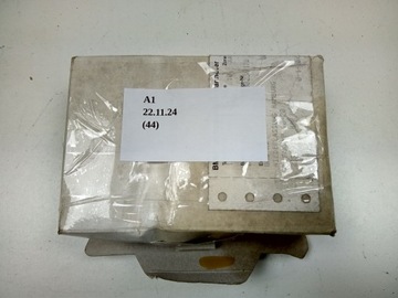 BMW 5 E39 SPARK PLUH 12129064617 9064617 ORIGINÁLNÍ