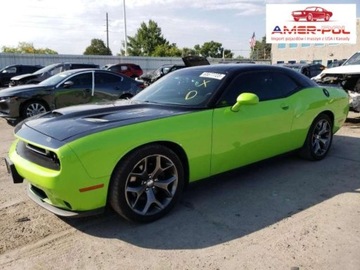 Dodge Challenger III 2015 Dodge Challenger 2015, 5.7L, SXT, po gradobiciu