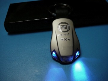 Брелок со светодиодной подсветкой FIAT PANDA TIPO 500 L X C S PUNTO DOBLO