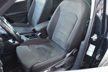 Volkswagen Tiguan II SUV 1.5 TSI EVO 150KM 2018 Volkswagen Tiguan SalonPL 150 KM TSI DSG Comfortline Pakiety LED Masaz Nav, zdjęcie 23