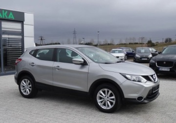 Nissan Qashqai II Crossover 1.2 DIG-T 115KM 2017 Nissan Qashqai 1.2 115KM Automat Bezwypadkowy Oplacony Okazja 1.2, zdjęcie 1