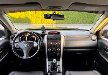 Suzuki Grand Vitara II SUV 1.6 i 16V 106KM 2008 Suzuki Grand Vitara Suzuki Grand Vitara 1.6 BlackampWhite 1.6 Benzyna, zdjęcie 7