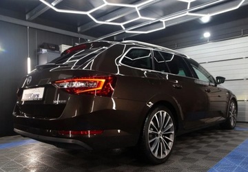 Skoda Superb III Kombi 1.8 TSI 180KM 2016 Skoda Superb Skory_Naglosnienie Canton_Panoramiczny dach 1.8 Benzyna, zdjęcie 1