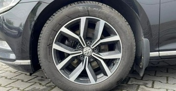 Volkswagen Passat B8 Variant 2.0 TDI BlueMotion SCR 190KM 2019 Volkswagen Passat 4-Motion Automat Navi Parktronic Kamera Alcantara, zdjęcie 13