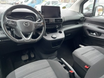 Opel Combo E Kombivan 1.5 Diesel 131KM 2020 Opel Combo Life Niepełnosprawnych inwalida PFRON, zdjęcie 20