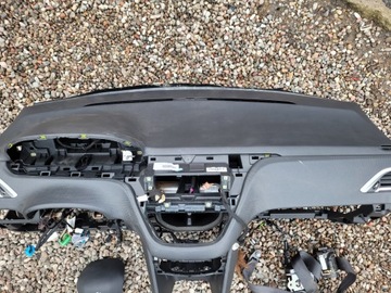 DESKA ROZDĚLOVAČE KOKPIT KONZOLA PEUGEOT 208 2008 I KARBON DEMONTÁŽ KOMPLET