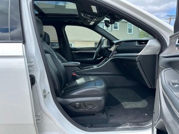 Jeep Grand Cherokee V 2024 Jeep Grand Cherokee Limited 4XE 2024 2.0l 2.0 Hybryda 375KM, zdjęcie 5