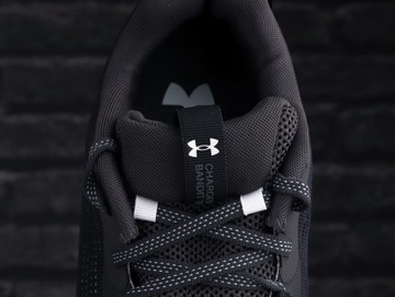 Мужская спортивная обувь Under Armour CHARGED BANDIT TR 2