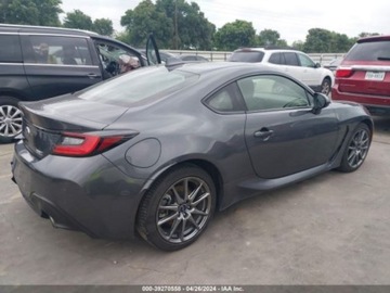 Subaru BRZ II 2.4 D-4S 228KM 2023 Subaru BRZ 2023r., 2.4L 2.4 Benzyna 228KM, zdjęcie 2