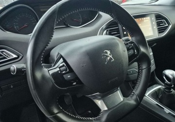 Peugeot 2018 Peugeot 308 1,5 131 KM Bezwypadkowy Nowy Rozrzad 1.5 Diesel 131KM, zdjęcie 2