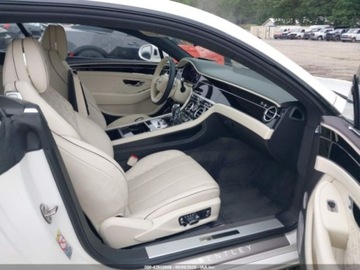Bentley 2021 Bentley Continental GT V8 2021 4.0l 4.0 Benzyna 542KM, zdjęcie 9