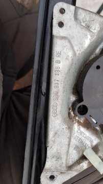 AUDI A4 B5 ZVEDÁK OKNO PRAVÝ PŘEDNÍ