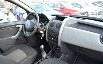 Dacia Duster I SUV Facelifting 1.6 16V 105KM 2014 Dacia Duster 1.6 - bezwypadkowa - Niski przebieg - Oplacona - KLIMATYZACJA, zdjęcie 35