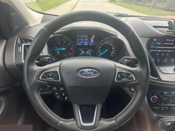 Ford Kuga II SUV Facelifting 2.0 TDCi 180KM 2019 Ford Kuga Vignale 2.0 TDCi AWD 180KM 2019r Bogata i komfortowa wersja!, zdjęcie 8