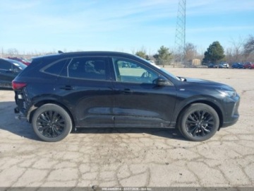 Ford Kuga III 2024 Ford Kuga 2024 r., 2,0L ST-LINE ELITE 2.0 Benzyna 250KM, zdjęcie 14