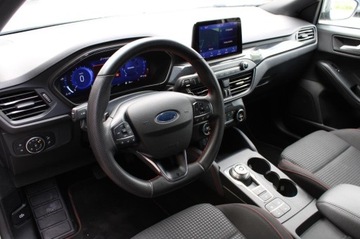 Ford Focus IV Hatchback 1.5 EcoBlue 120KM 2021 FORD Focus ST-LINE, zdjęcie 9