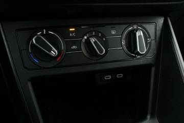 Volkswagen Polo VI Hatchback 5d Facelifting 1.0 TSI 95KM 2022 Volkswagen Polo 1.0 TSI 95KM Salon PL Serwis ASO Zamiana Finansowanie FV23%, zdjęcie 19