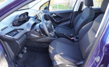 Peugeot 208 I Hatchback 5d Facelifting 1.2 PureTech 82KM 2017 Peugeot 208 Bezwypadkowy Serwisowany 1-Wlasciciel Navi Panorama Alu Grz.Fo, zdjęcie 16