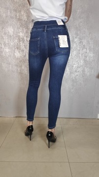 SPODNIE JEANSOWE WYSOKI STAN WYSZCZUPLAJĄCE M.SARA