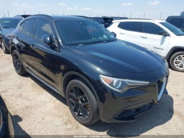 Alfa Romeo Stelvio SUV 2.0 Turbo 280KM 2018 Alfa Romeo Stelvio 2018 Alfa Romeo Stelvio Ti Sport AWD 2.0 Benzyna 280KM, zdjęcie 1