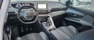 Peugeot 5008 II Crossover 1.2 PureTech 130KM 2019 Peugeot 5008 130 KM Nowy rozrzad bezwypadkowy serwisowany 7 miejsc oplacony, zdjęcie 15